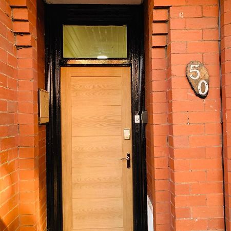 50 Mayford Road Hotell Manchester Exteriör bild