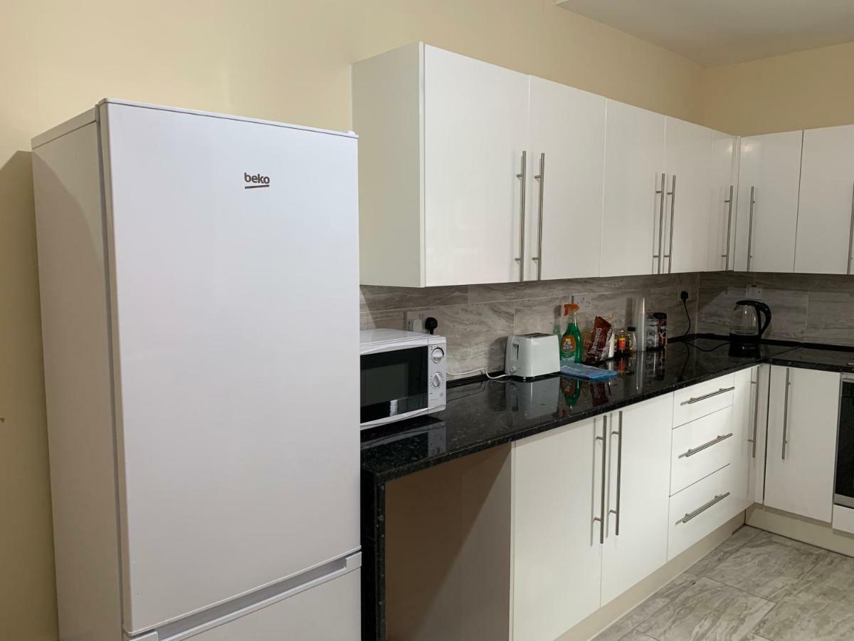 50 Mayford Road Hotell Manchester Exteriör bild