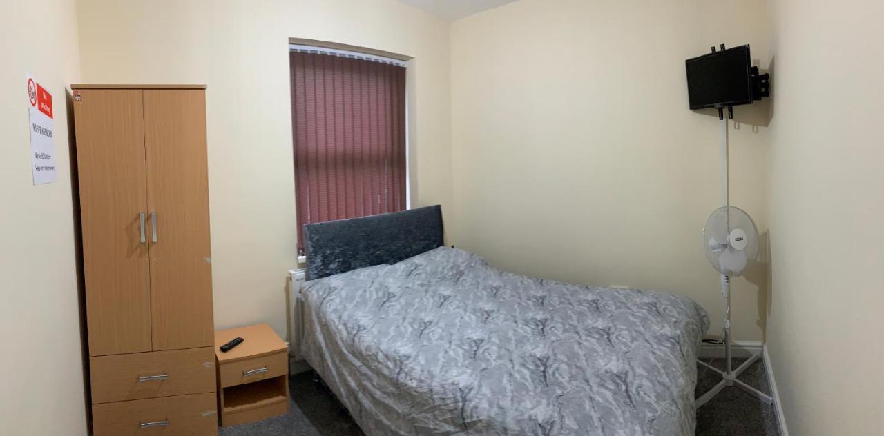 50 Mayford Road Hotell Manchester Exteriör bild