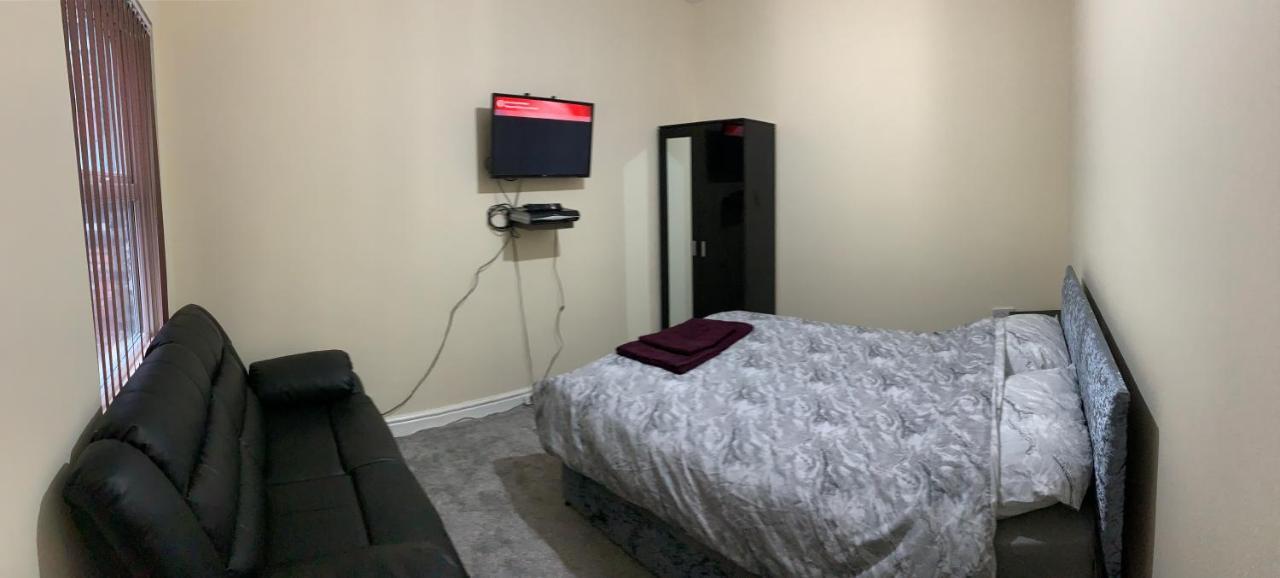 50 Mayford Road Hotell Manchester Exteriör bild