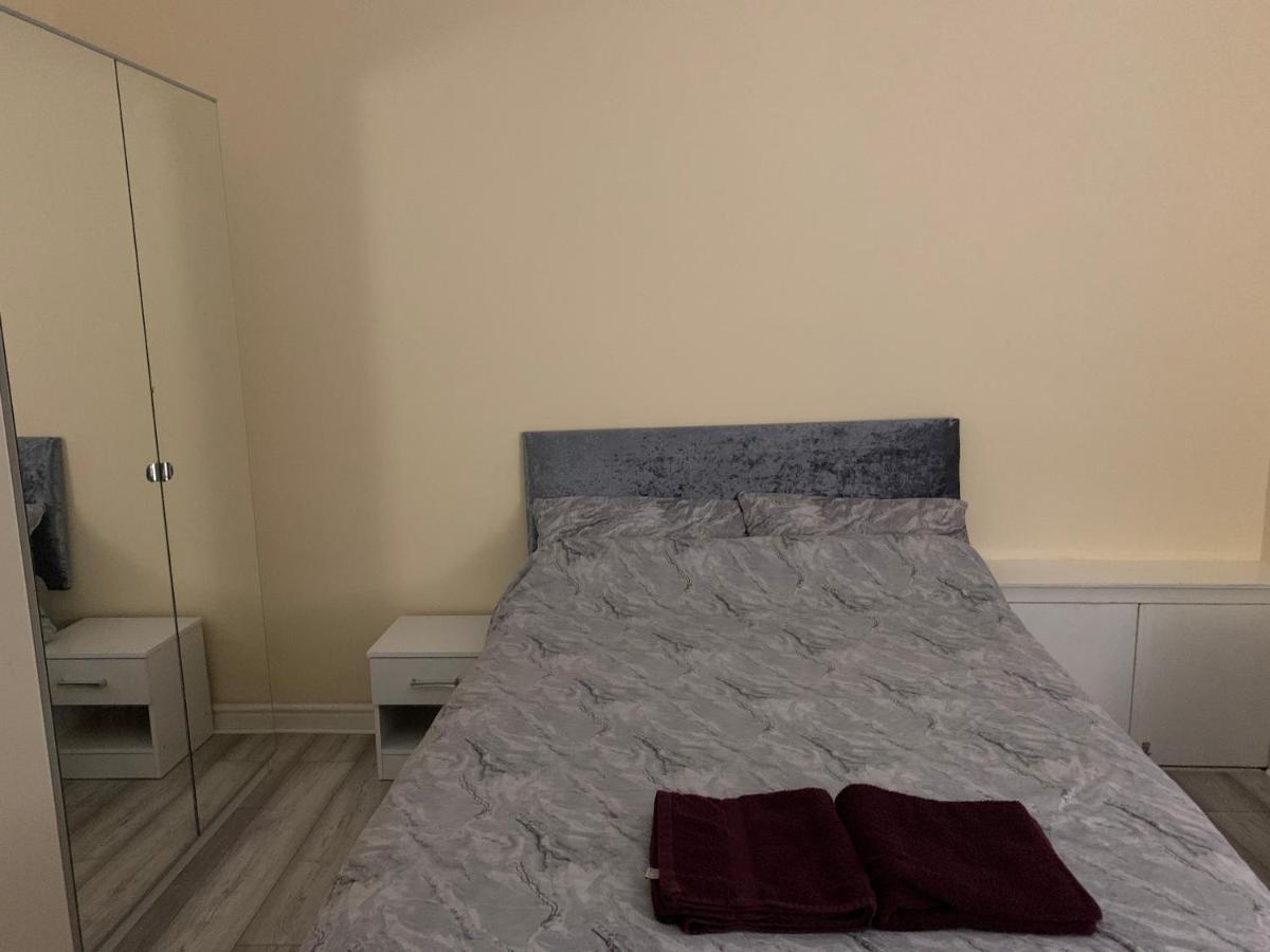 50 Mayford Road Hotell Manchester Exteriör bild